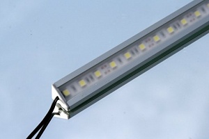 Светодиодный светильник в алюминиевом профиле – новинка от «Экологического Роста»